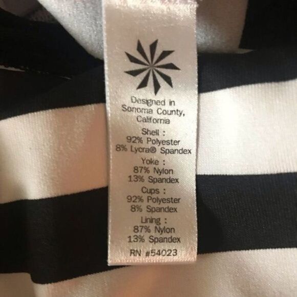 NWOT. Athleta striped top size small - Picture 7 of 7
